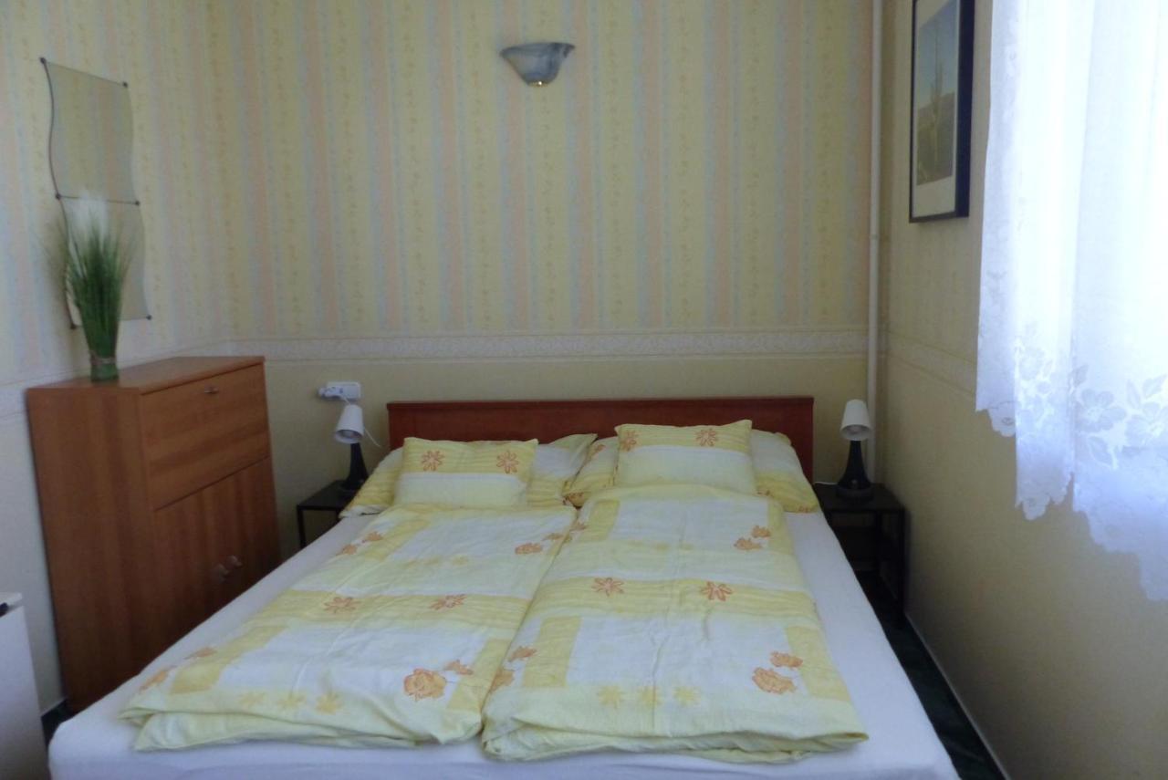 Orwa Apartmanok - Fenyofa Koez Zalakaros Luaran gambar