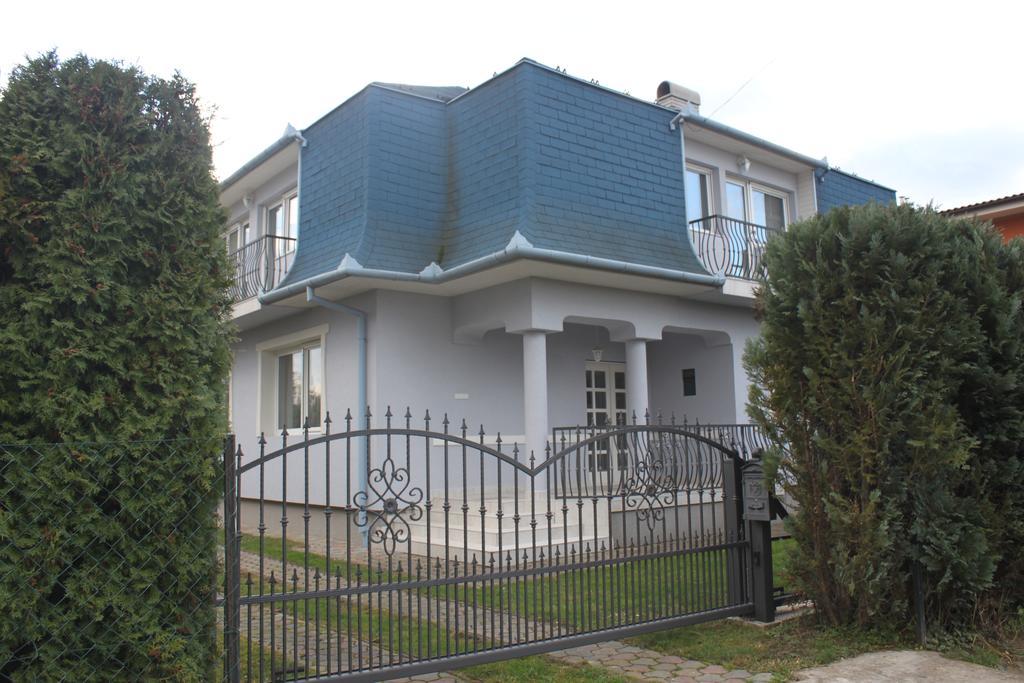 Orwa Apartmanok - Fenyofa Koez Zalakaros Luaran gambar